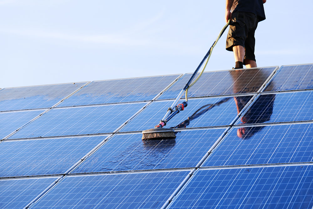 Solar Panel Servicing and Maintenance